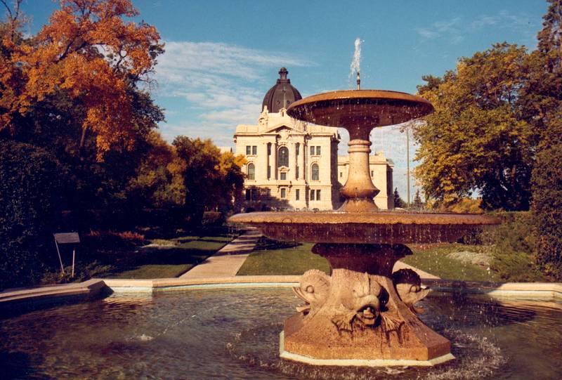 trafalgarfountain-3